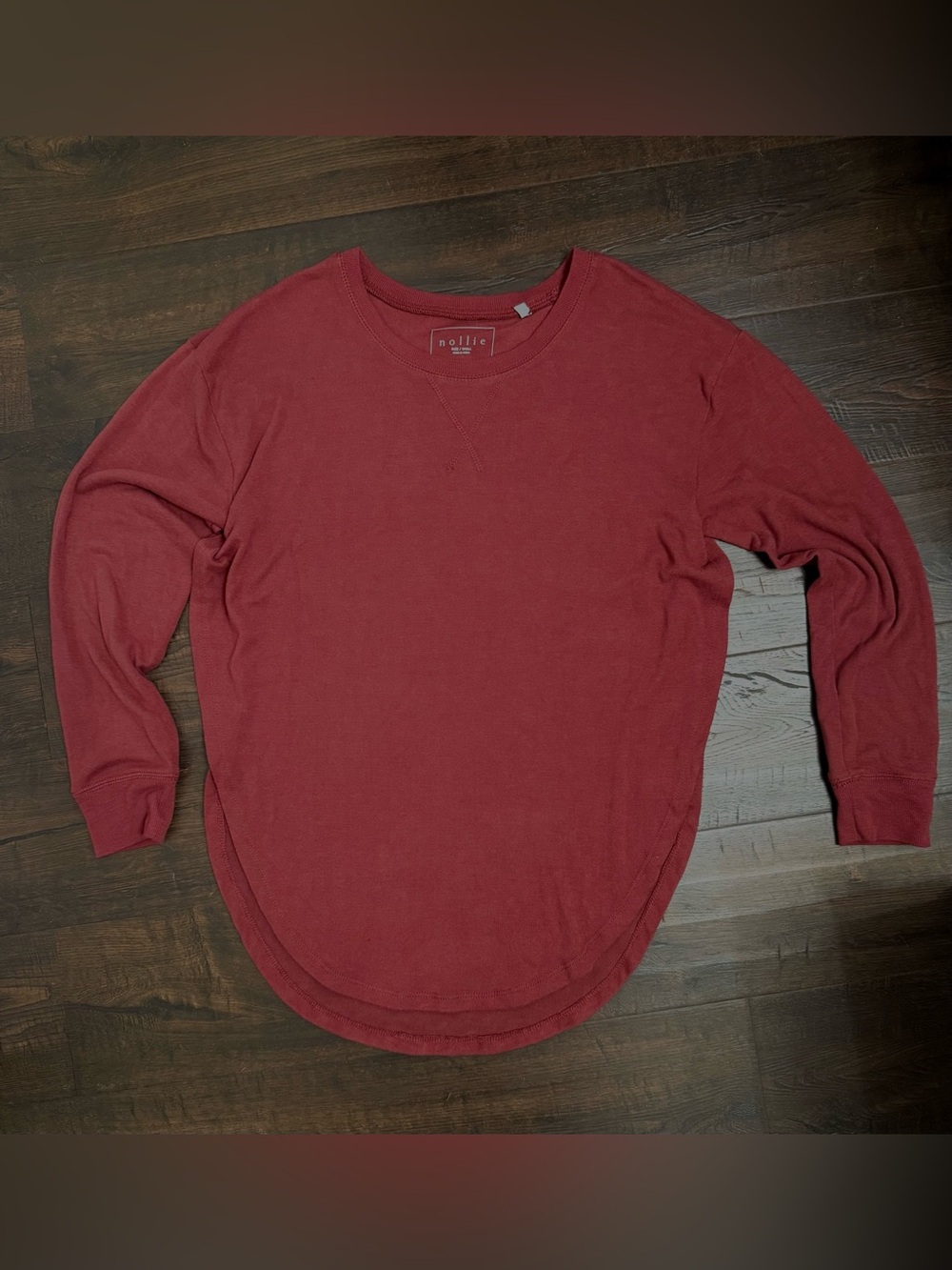 Billie crewneck top